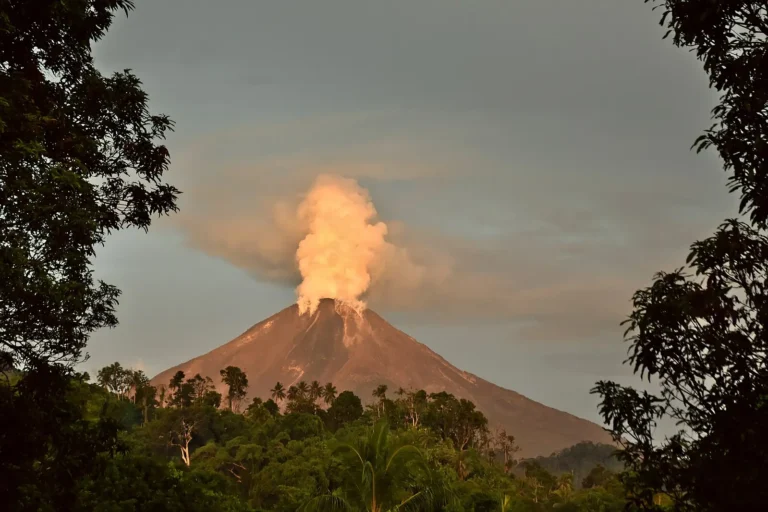 volcán bagana